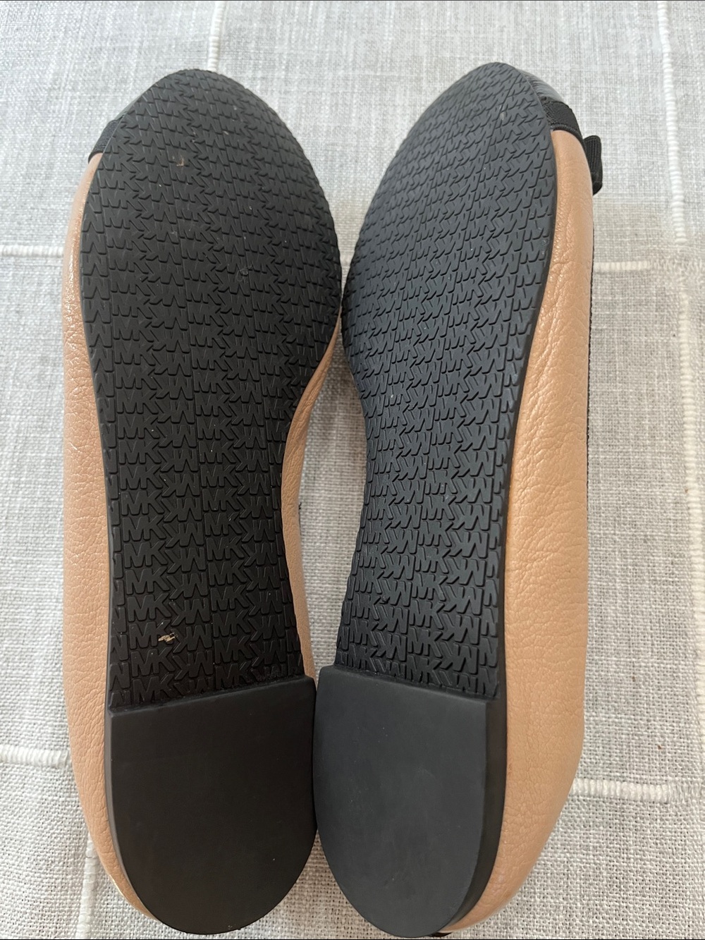 Michael Kors Black Patent Cap-Toe and Nude Ballet Flats with Gold MK Medallion - Picture 6 of 6